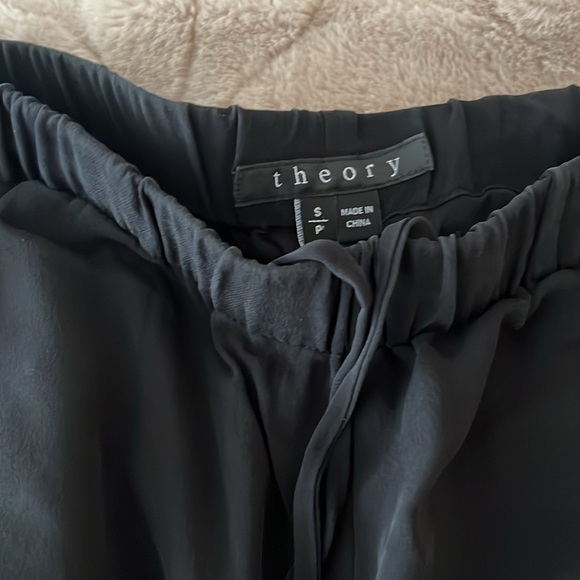 Theory black pants (Small) - Picture 3 of 4